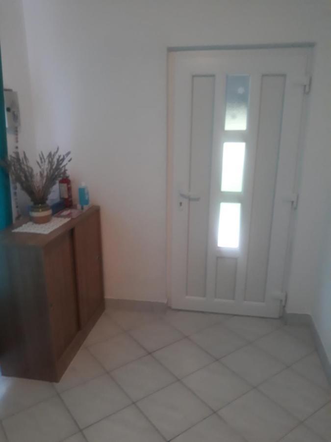 Apartman Lana Kijevo المظهر الخارجي الصورة