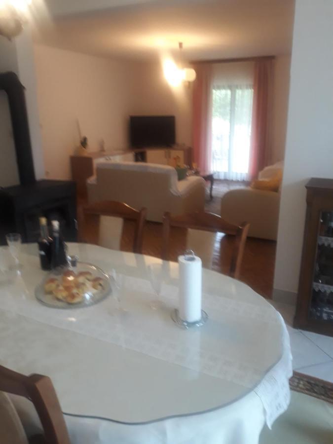 Apartman Lana Kijevo المظهر الخارجي الصورة